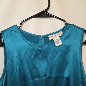 Doncaster Blue Silk Sleeveless Feminine Blouse Size 8M Quiet Luxury Designer